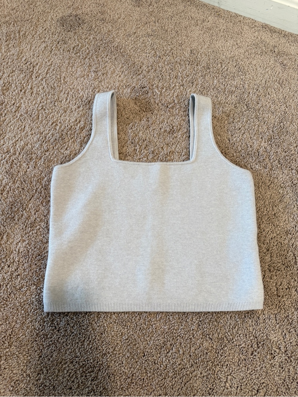 Abercrombie & Fitch soft A&F collection Light Gray Square Neck Knit Tank - Picture 8 of 9